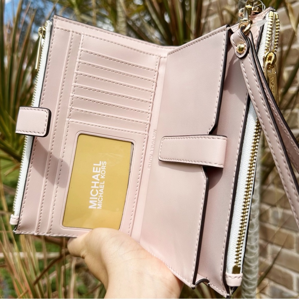 Bundle💞Michael Kors Front Zip Pocket Tote Bag + Wallet - Picture 9 of 11
